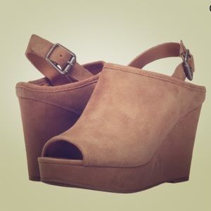 Lucky brand LK Jemadine Wedge size 8